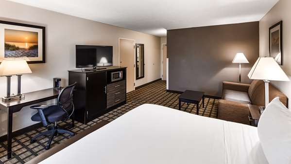  - Best Western Beacon Inn Grand Haven