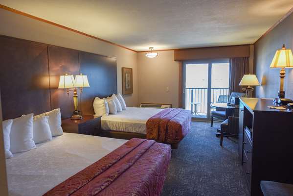  - Best Western Plus Dockside Waterfront Inn Mackinaw City - I-75, Exit 338