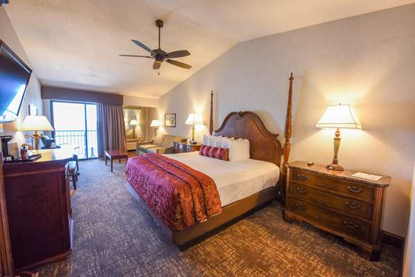  - Best Western Plus Dockside Waterfront Inn Mackinaw City - I-75, Exit 338