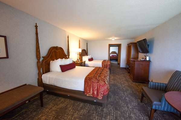  - Best Western Plus Dockside Waterfront Inn Mackinaw City - I-75, Exit 338