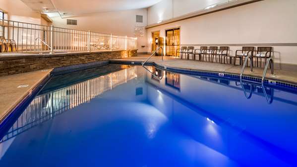 Pool - Best Western Plus of Birch Run Hotel - I-75, Exit 136