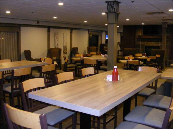 Amenities - Best Western Plus of Birch Run Hotel - I-75, Exit 136