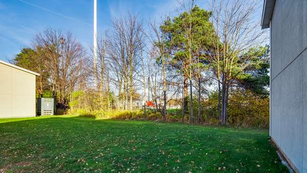  - Best Western Plus of Birch Run Hotel - I-75, Exit 136