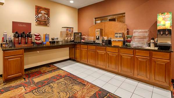 Amenities - Best Western Plaza Hotel of Saugatuck
