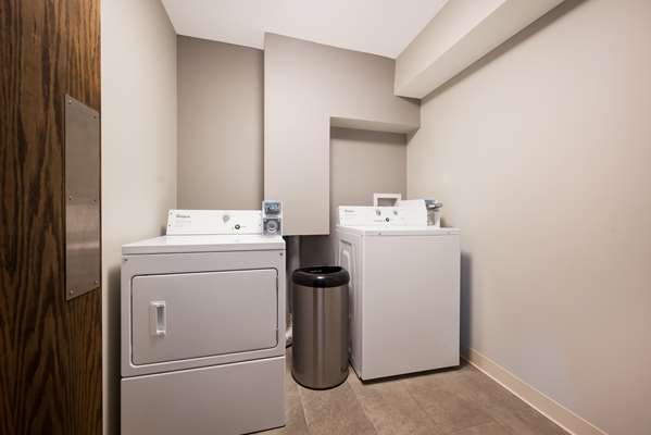  - Best Western Executive Inn Battle Creek - I-94, Exit 97