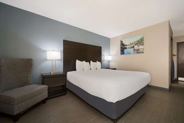  - Best Western Executive Inn Battle Creek - I-94, Exit 97