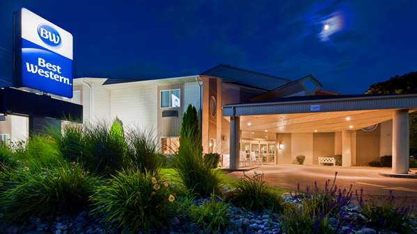 Exterior view - Best Western Lakewinds Hotel Ludington