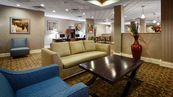  - Best Western Plus Kalamazoo Suites Kalamazoo - I-94, Exit 36