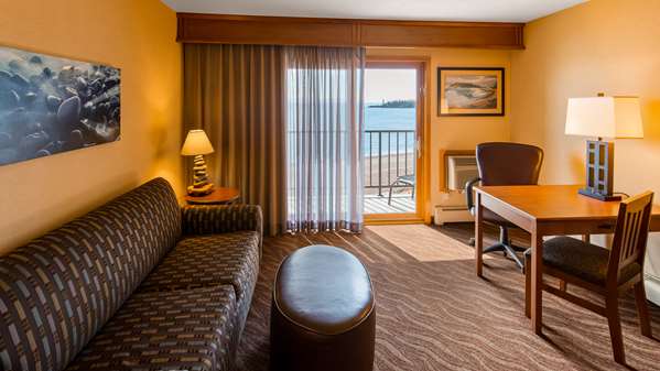 - Best Western Plus Superior Inn & Suites