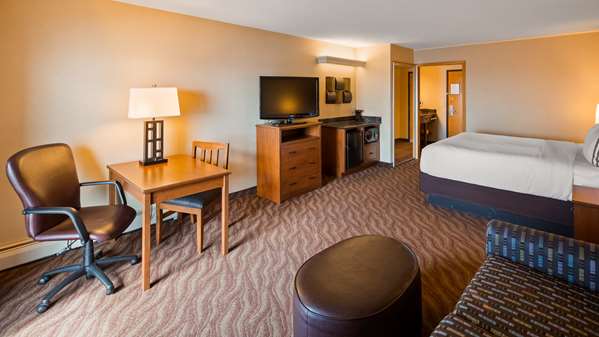 - Best Western Plus Superior Inn & Suites