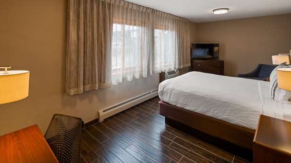  - Best Western Plus Superior Inn & Suites