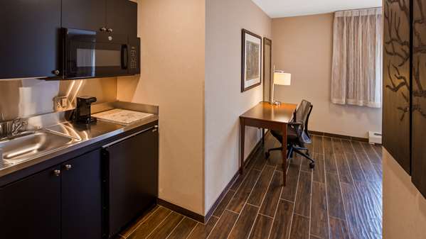  - Best Western Plus Superior Inn & Suites