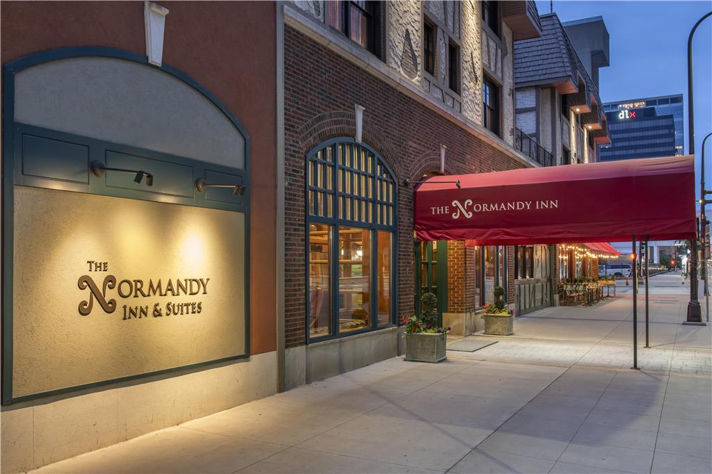 Best Western Plus Normandy Inn & Suites