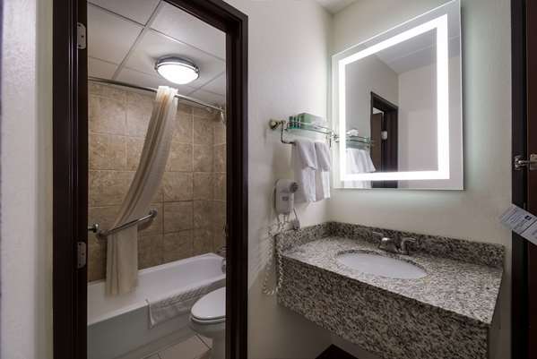  - Best Western Bemidji Inn