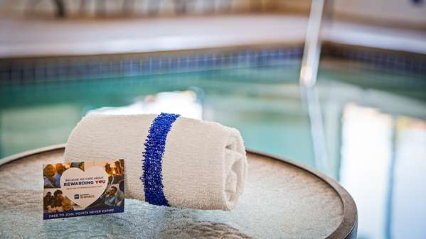 Pool - Best Western Eden Prairie Inn