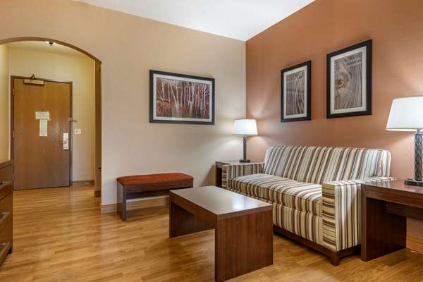 Suite - Best Western Plus Chelsea Hotel Monticello