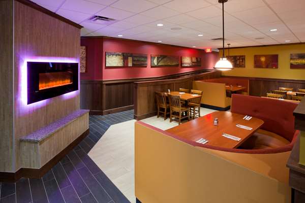 Restaurant - Best Western Plus Hotel Willmar