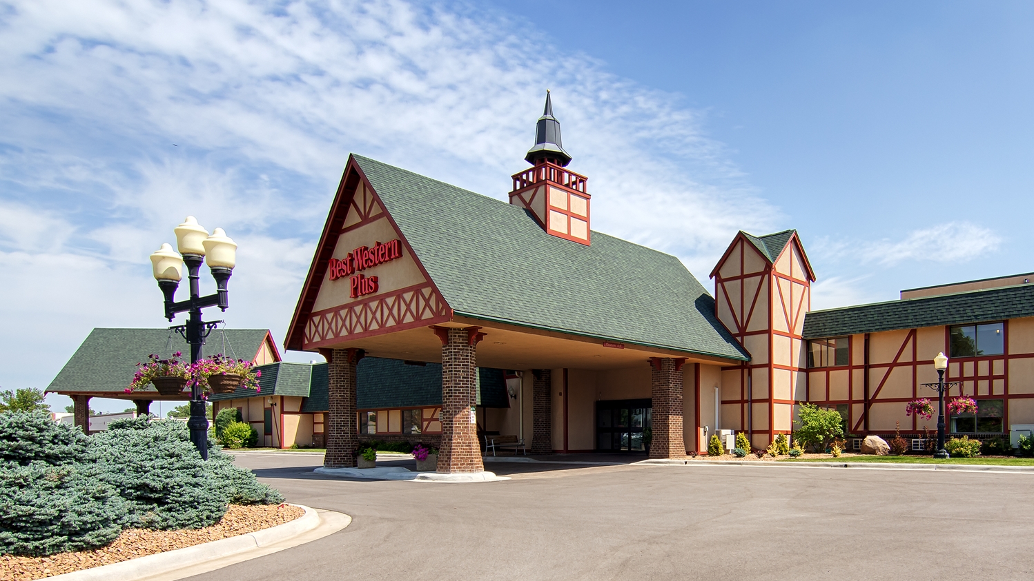 Best Western Plus Hotel New Ulm, MN - See Discounts