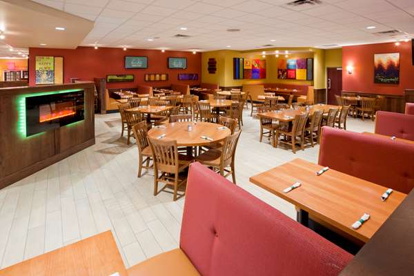 Restaurant - Best Western Plus St Paul North Shoreview Hotel