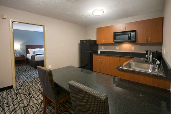 Suite - Best Western Plus Blaine Hotel National Sports Center