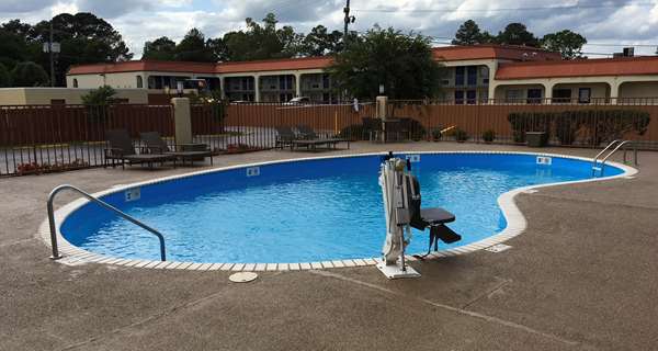 Pool - Best Western Jackson Airport Inn Pearl - I-20, Exit 48