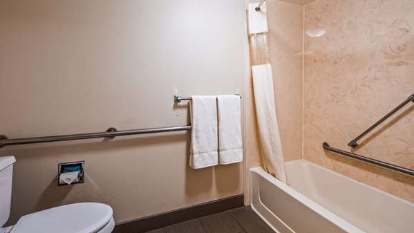  - Best Western Jackson Airport Inn Pearl - I-20, Exit 48