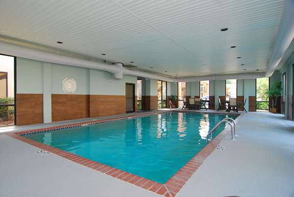 Pool - Best Western Executive Suites Columbus