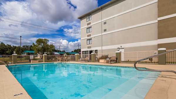 Pool - Best Western Cypress Creek Hotel Ocean Springs - I-10, Exit 50