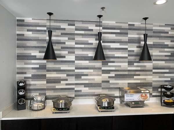 Restaurant - Best Western Plus Olive Branch Hotel & Suites