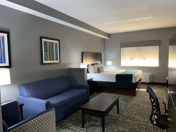 Suite - Best Western Plus Olive Branch Hotel & Suites