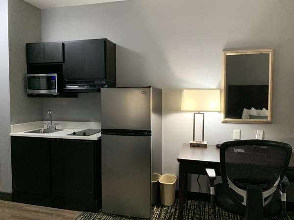  - Best Western Plus Olive Branch Hotel & Suites