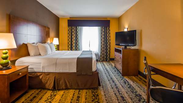  - Best Western Plus Tupelo Inn & Suites - I-22, Exit 86