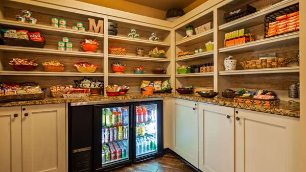  - Best Western Plus Tupelo Inn & Suites - I-22, Exit 86