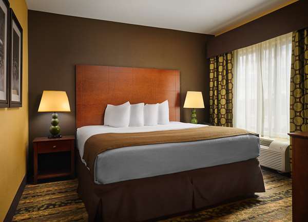 Suite - Best Western Plus Tupelo Inn & Suites - I-22, Exit 86