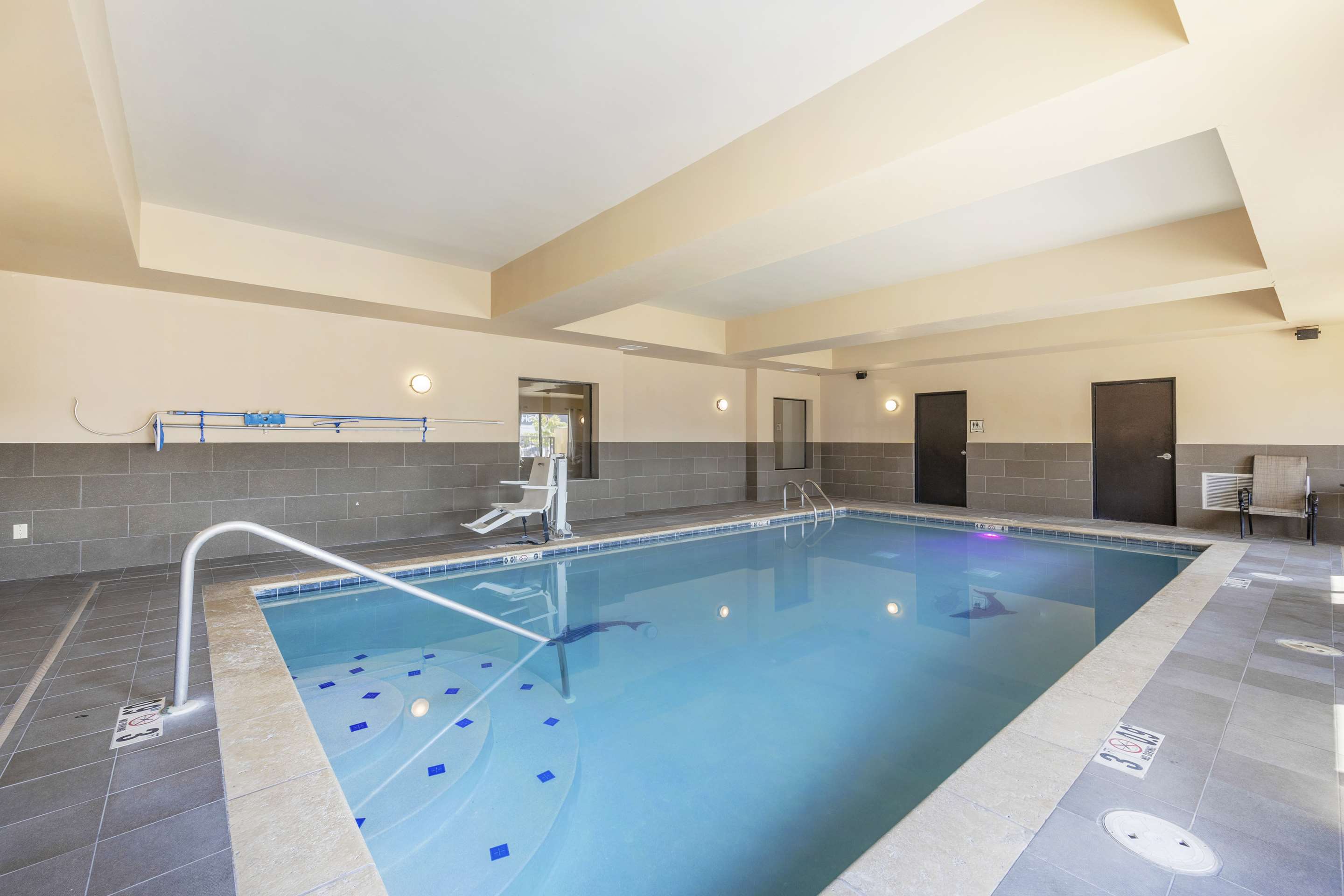 Indoor Pool | Best Western Plus Tupelo Inn & Suites
