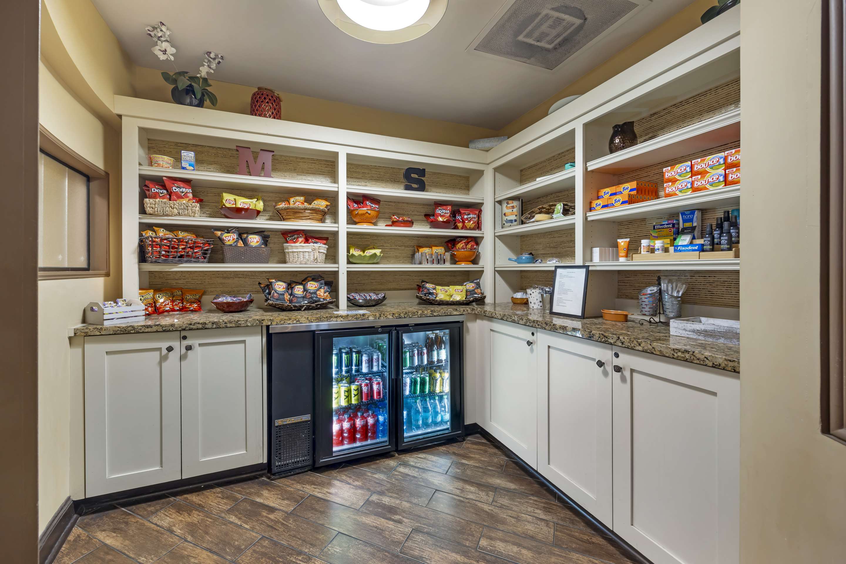 Sundry Shop | Best Western Plus Tupelo Inn & Suites