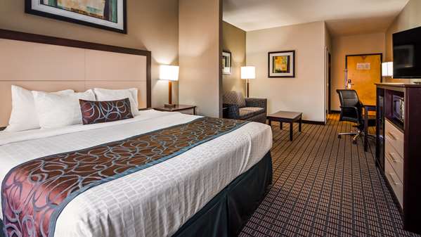  - Best Western Plus Magee Inn