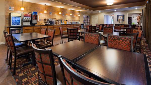 Amenities - Best Western Coach House Inn Springfield - I-44, Exit 80