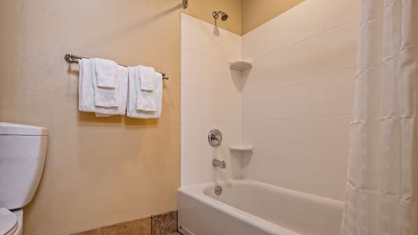  - Best Western Coach House Inn Springfield - I-44, Exit 80