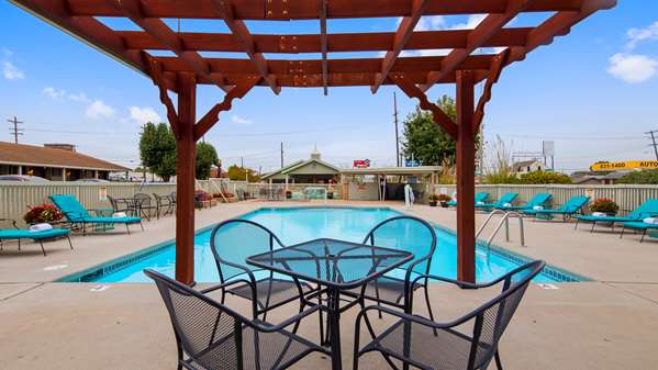 Pool - Best Western Route 66 Rail Haven Motel Springfield