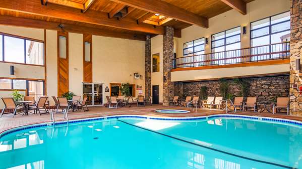 Pool - Best Western Center Pointe Inn Branson