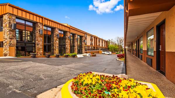 Exterior view - Best Western Center Pointe Inn Branson