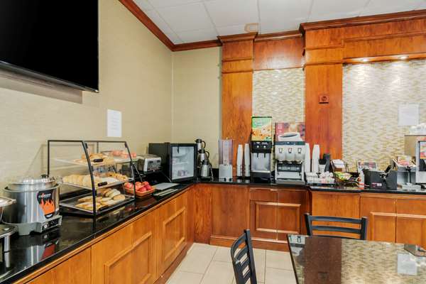 Amenities - Best Western Kirkwood Inn - I-44, Exit 277B