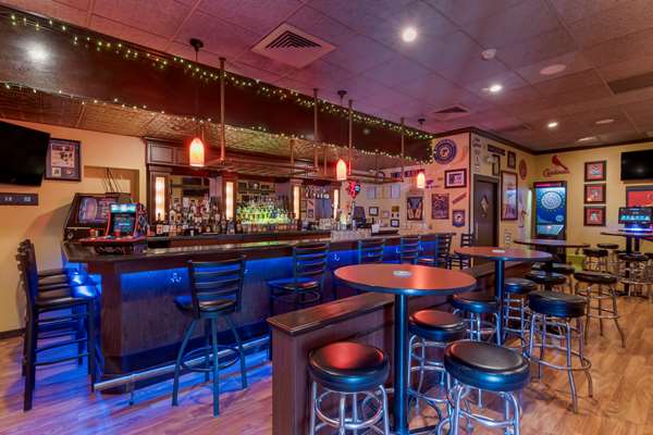 Bar - Best Western Kirkwood Inn - I-44, Exit 277B