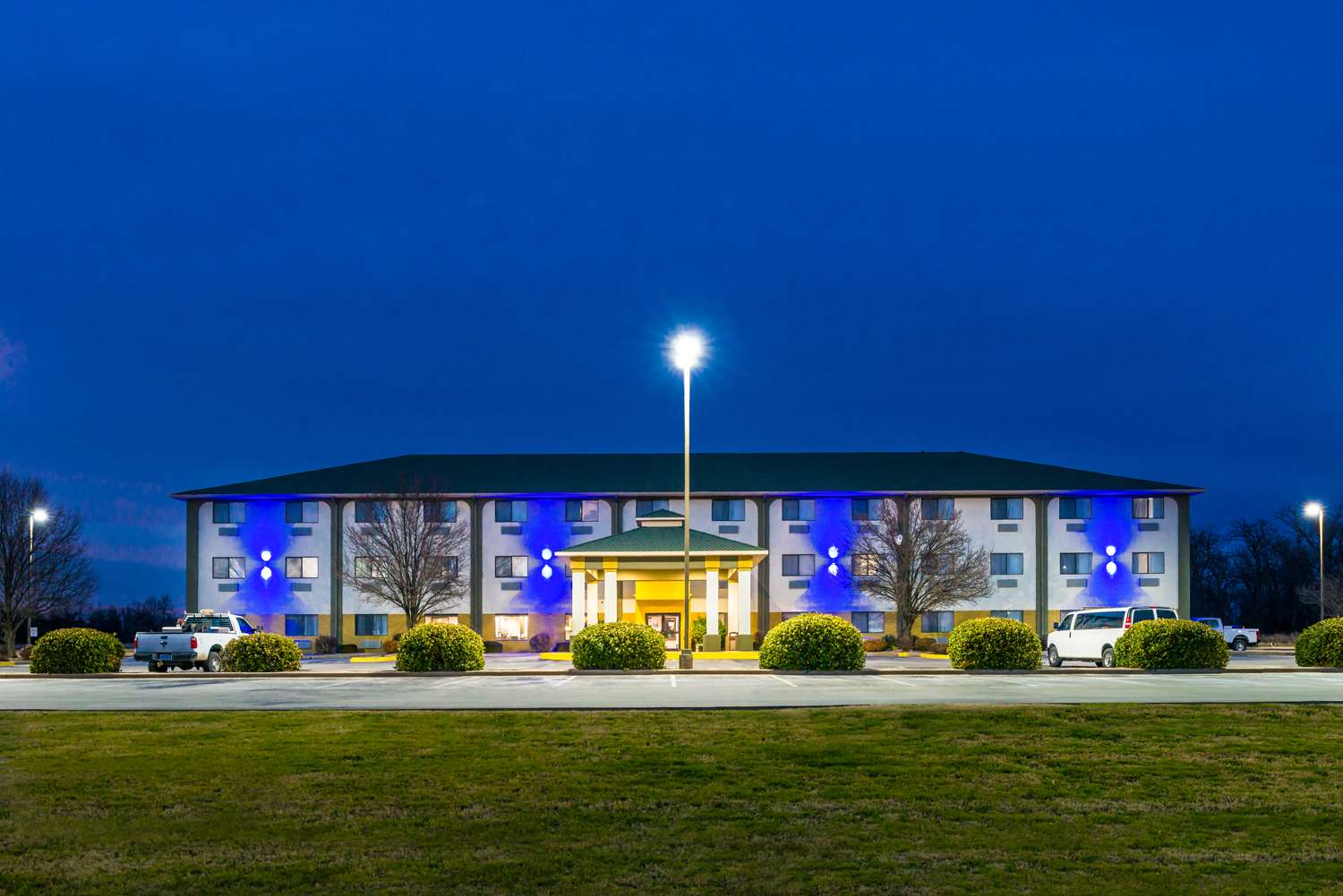Best Western Big Spring Lodge Neosho I49, Exit 24, MO See Discounts