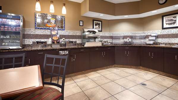 Amenities - Best Western St Louis Inn - I-55, Exit 193
