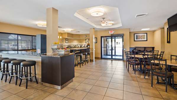  - Best Western St Louis Inn - I-55, Exit 193
