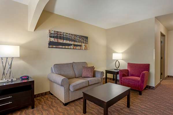  - Best Western Plus Capital Inn Jefferson City