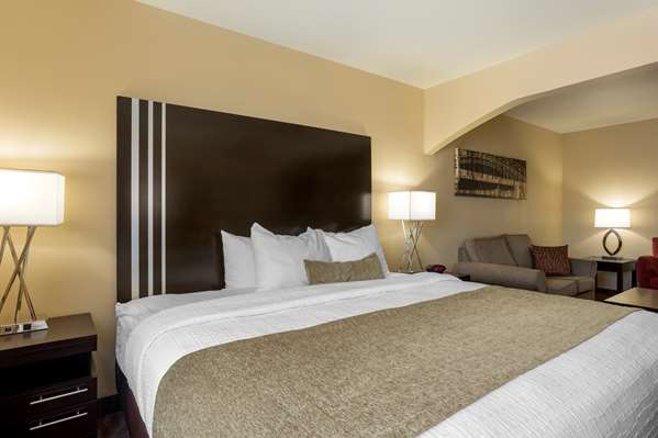  - Best Western Plus Capital Inn Jefferson City