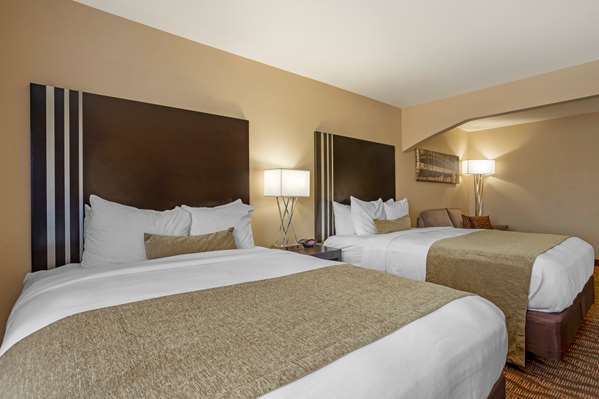  - Best Western Plus Capital Inn Jefferson City